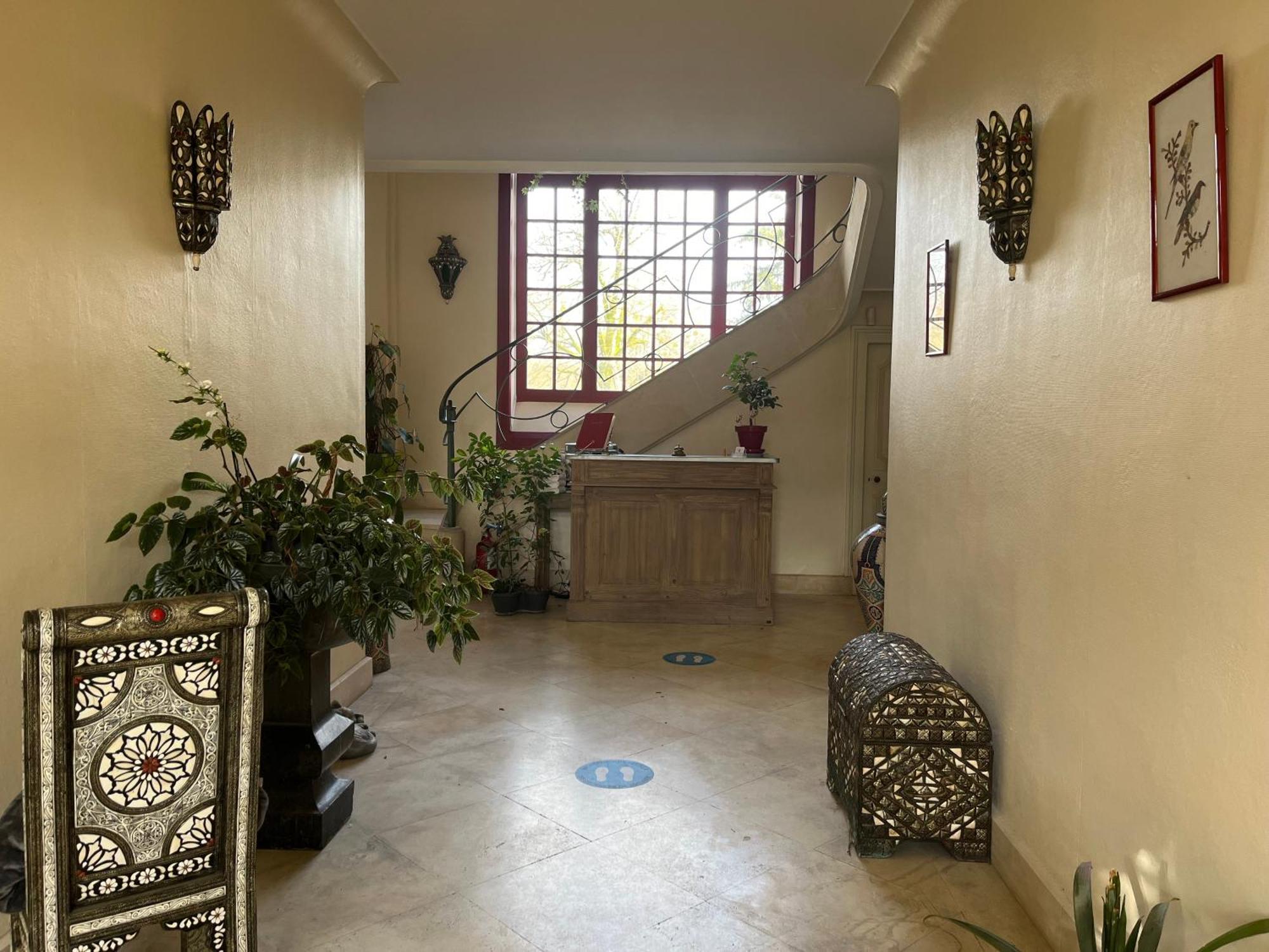 Chateau De Mesnac Luaran gambar